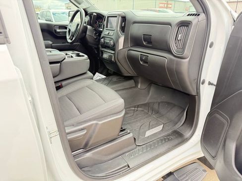 Used 2022 Chevrolet Silverado 1500 Custom image 36