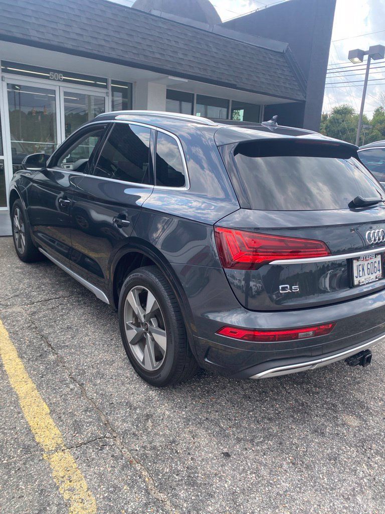 Used 2023 Audi Q5 2.0T Premium Plus w/ Premium Plus Package AWD/4WD image 4