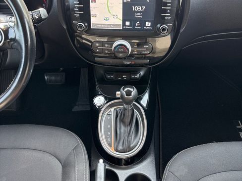 Used 2019 Kia Soul + w/ Audio Package FWD image 16