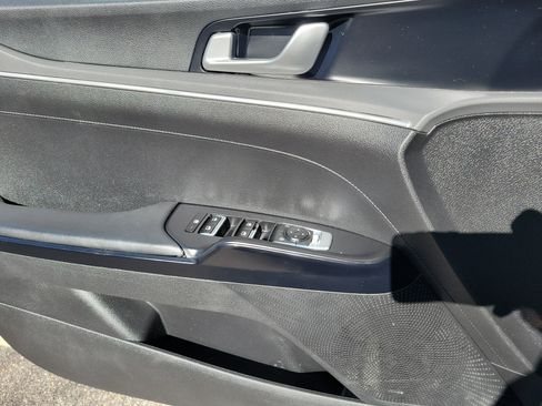 Used 2021 Kia K5 LXS image 18