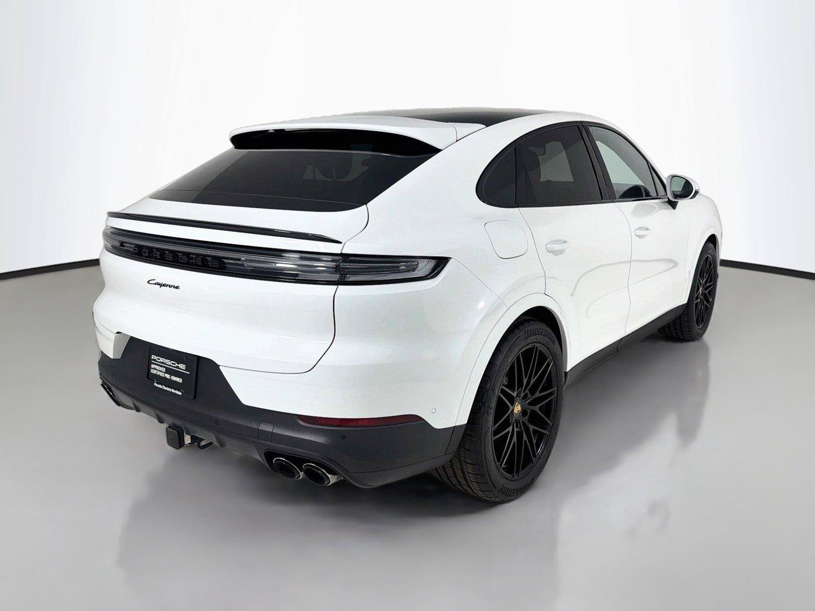 Certified 2024 Porsche Cayenne Coupe AWD/4WD image 20