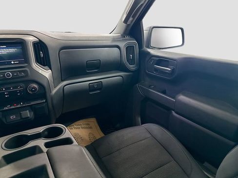 Used 2019 Chevrolet Silverado 1500 Custom w/ Custom Value Package AWD/4WD image 22