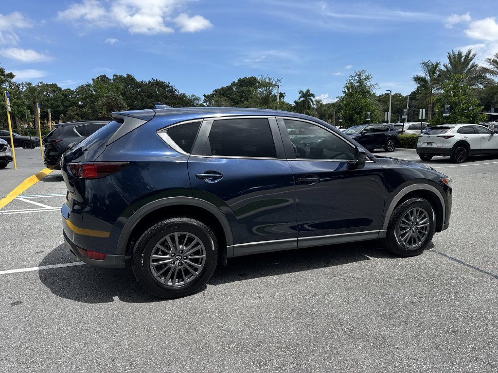 Certified 2021 MAZDA CX-5 Touring FWD image 4