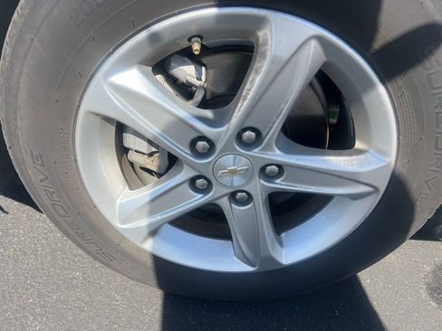 Used 2023 Chevrolet Malibu LT image 9