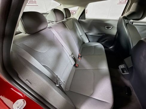 Certified 2025 Kia K4 FWD image 29