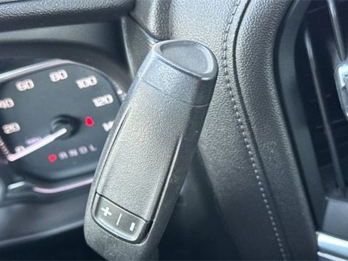 Used 2020 GMC Sierra 1500 SLE w/ SLE Value Package image 34