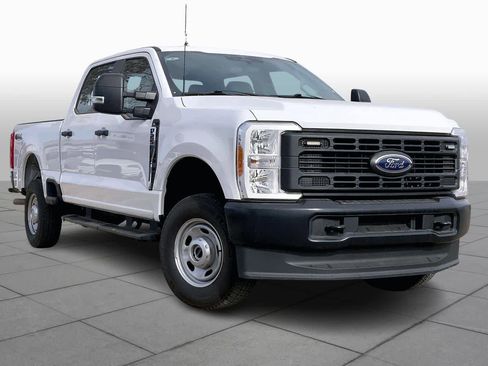 Used 2023 Ford F250 XL w/ Snow Plow Prep Package image 2
