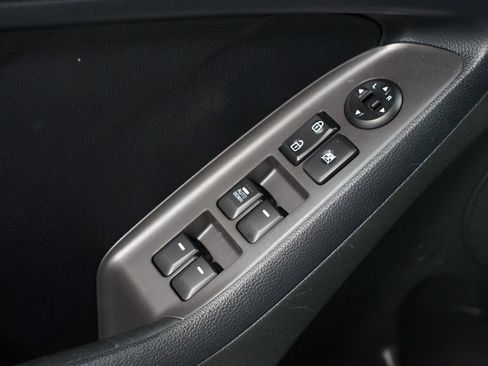 Used 2018 Kia Forte S image 27