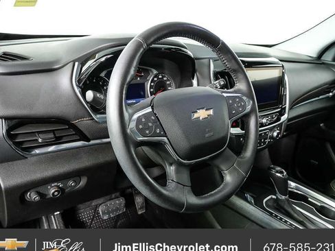 Certified 2020 Chevrolet Traverse Premier w/ Redline Edition FWD image 4