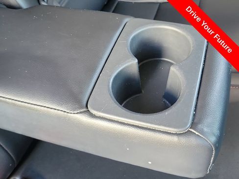 Used 2025 Nissan Sentra SR w/ SR Premium Package FWD image 23