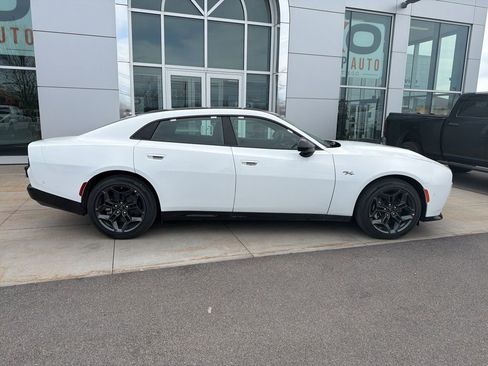 New 2026 Dodge Charger R/T AWD/4WD image 11