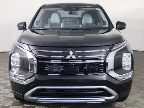 New 2026 Mitsubishi Outlander SE AWD/4WD image 13