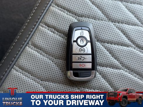Used 2026 Ford F450 Platinum w/ Platinum Plus Package AWD/4WD image 32