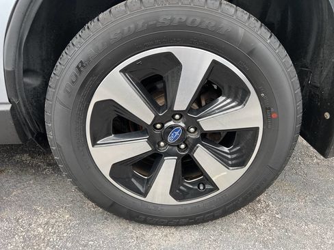 Used 2017 Subaru Forester 2.5i w/ Alloy Wheel Package image 15