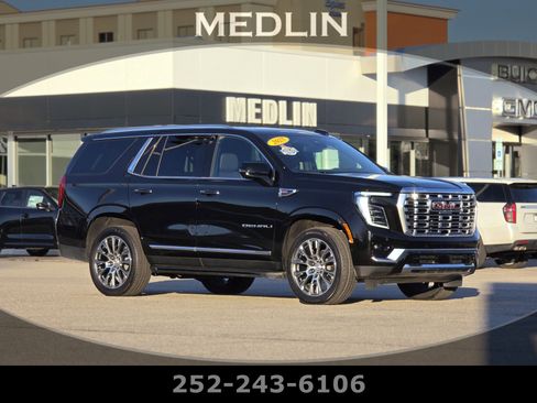 Used 2025 GMC Yukon Denali AWD/4WD image 1