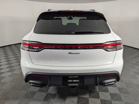 New 2026 Porsche Macan image 6