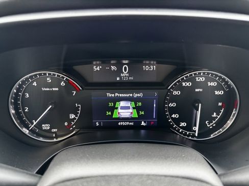 Certified 2022 Cadillac CT4 Luxury w/ Sun And Sound Package image 28