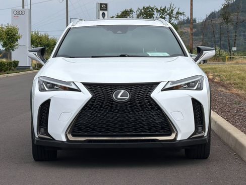 Used 2019 Lexus UX 200 F Sport w/ F Sport Premium Package FWD image 8