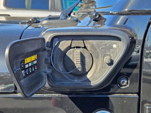 Used 2024 Jeep Wrangler Unlimited Sahara image 40