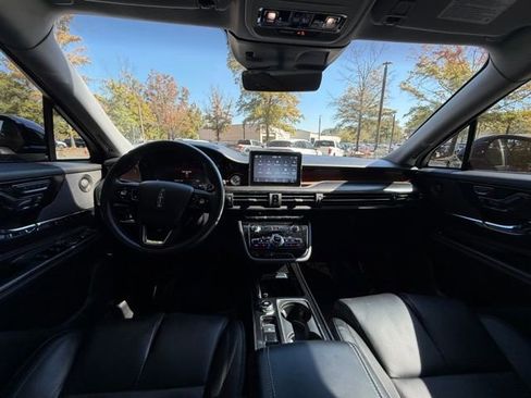 Certified 2022 Lincoln Corsair Reserve w/ Equipment Group 201A image 6