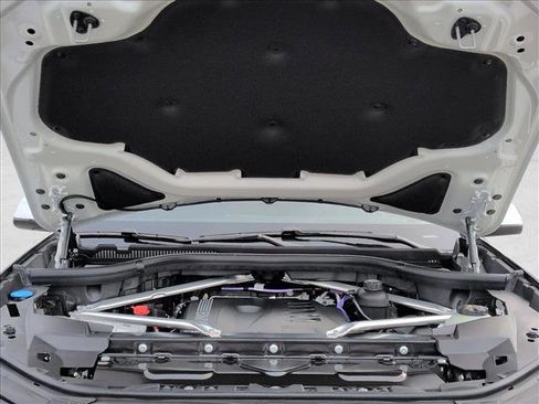 New 2026 BMW X5 xDrive40i image 17