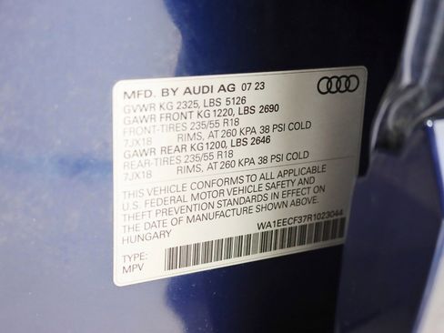 Used 2024 Audi Q3 2.0T Premium Plus w/ Premium Plus Package image 38