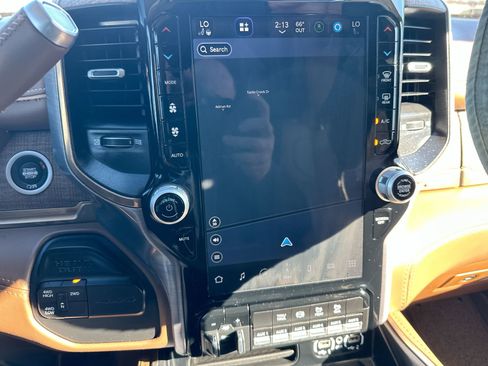 Used 2024 RAM 3500 Limited image 18