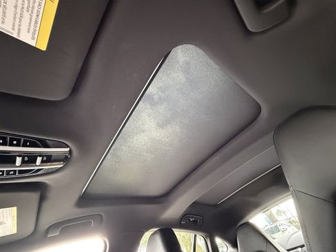 Used 2017 Porsche Panamera 4 image 23