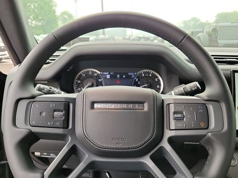New 2023 Land Rover Defender 110 X image 13