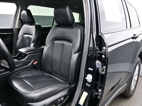 Used 2022 Jeep Grand Cherokee L Limited AWD/4WD image 12