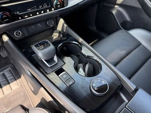 Certified 2023 Nissan Rogue SV w/ SV Premium B Package AWD/4WD image 22