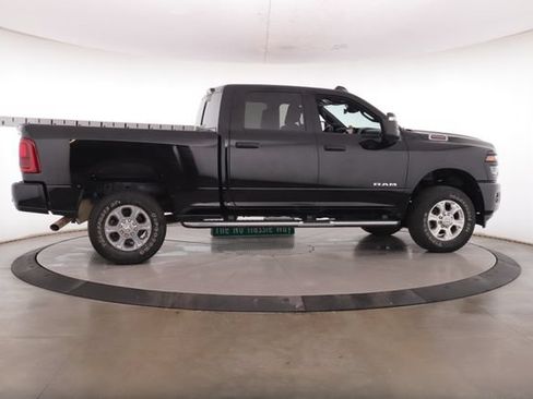 Used 2025 RAM 2500 Big Horn AWD/4WD image 6