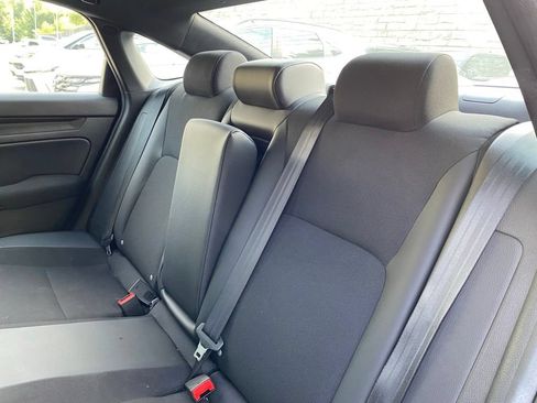 Used 2025 Honda Civic Sport image 16