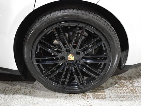 Used 2018 Porsche Panamera 4S AWD/4WD image 64