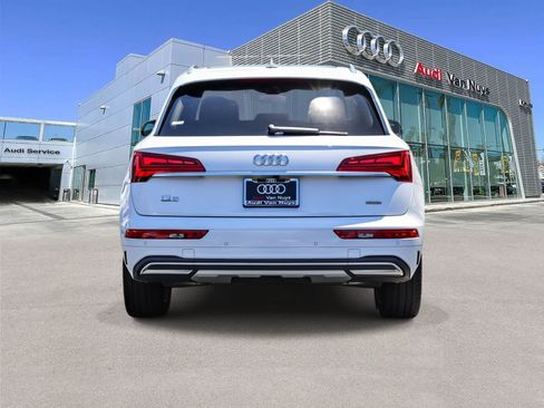 Used 2021 Audi Q5 2.0T Premium Plus w/ Premium Plus Package AWD/4WD image 3