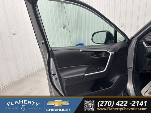 Used 2024 Toyota RAV4 LE image 9