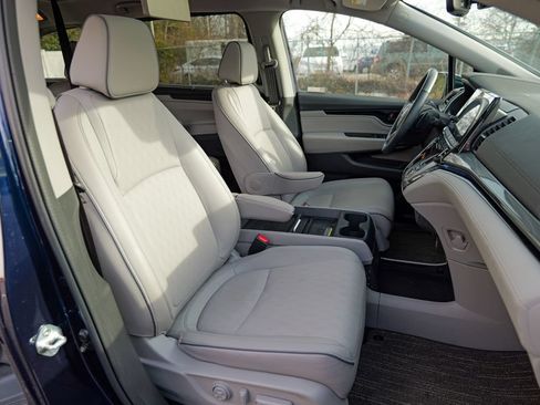 Used 2024 Honda Odyssey Elite image 39
