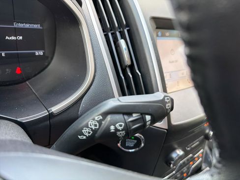 Used 2019 Ford Edge SEL w/ Equipment Group 201A FWD image 45