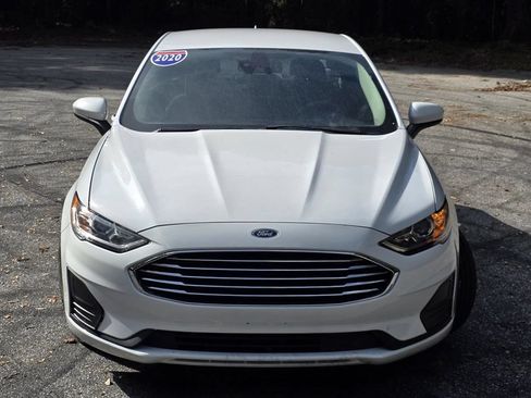 Used 2020 Ford Fusion SE FWD image 2