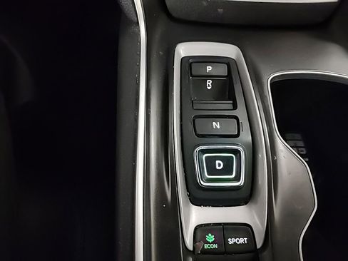 Used 2018 Honda Accord Sport image 3
