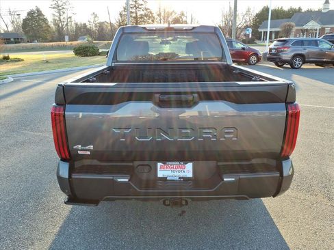 Used 2023 Toyota Tundra SR5 w/ SR5 Premium Package AWD/4WD image 11