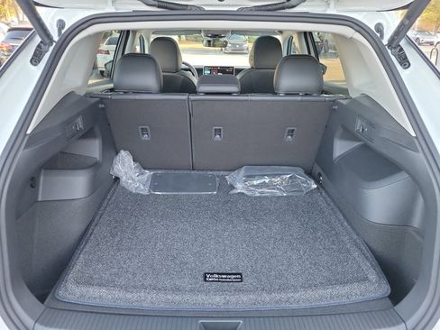 New 2026 Volkswagen Tiguan SE AWD/4WD image 15