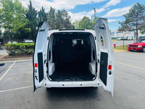 Used 2020 Nissan NV200 SV FWD image 32