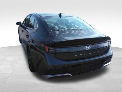 Used 2025 Hyundai Sonata SEL FWD image 4