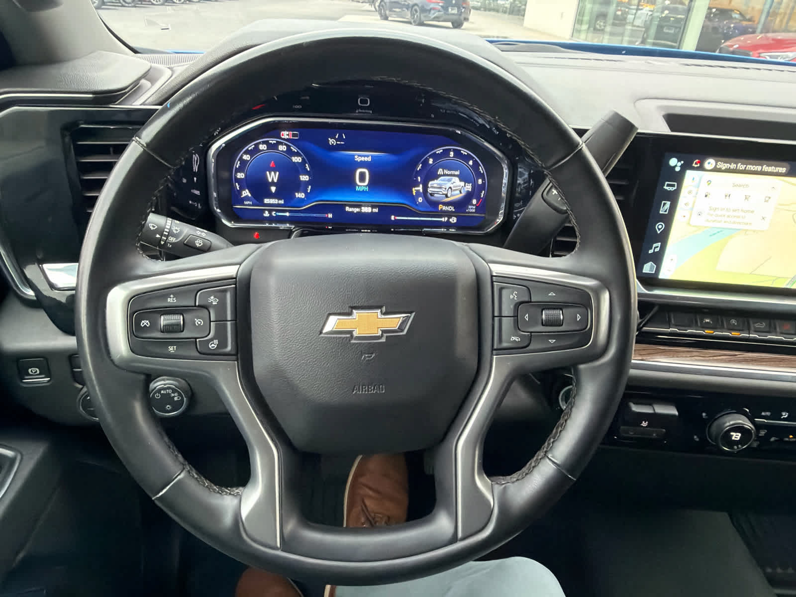 Used 2025 Chevrolet Silverado 1500 LT AWD/4WD image 32