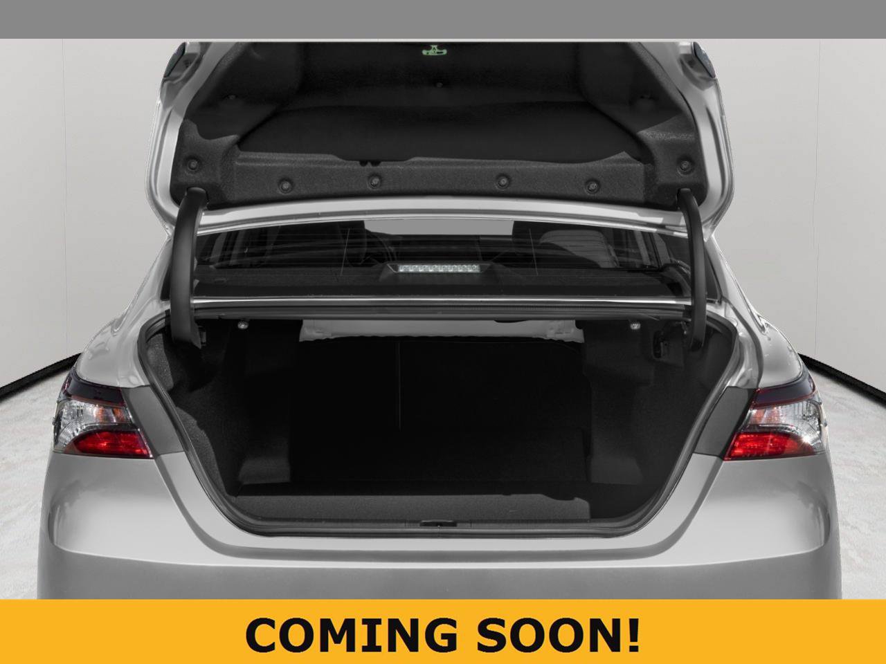 Used 2021 Toyota Camry LE FWD image 6