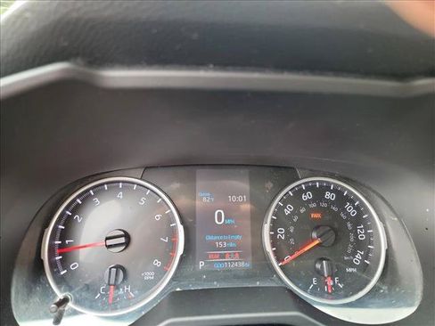 Used 2021 Toyota RAV4 LE FWD image 17