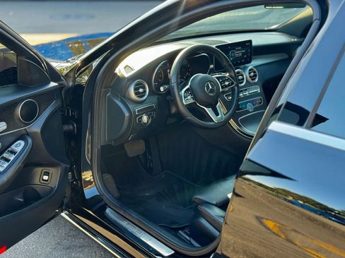 Used 2020 Mercedes-Benz C 300 Sedan image 10