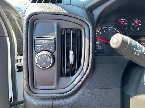 Used 2022 Chevrolet Silverado 1500 Custom RWD image 20