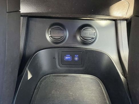 Used 2017 Hyundai Santa Fe Limited w/ Cargo Package image 26